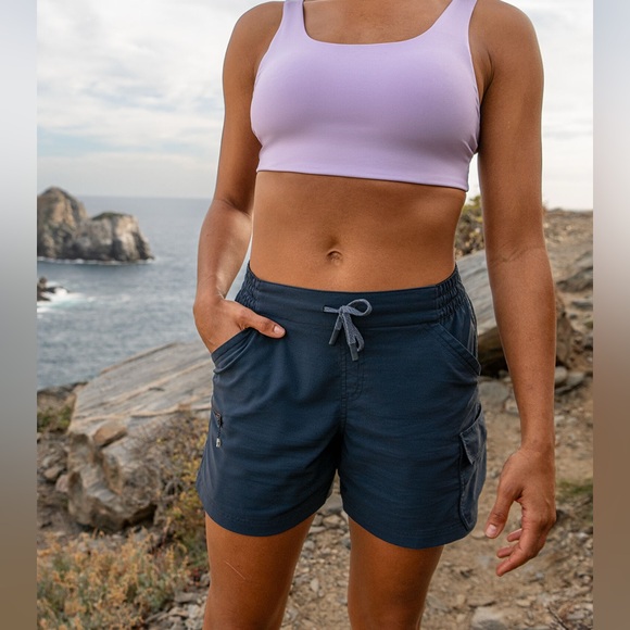 Title nine Pants - Title nine Recycled Clamber Cargo Hiking Shorts 5" Women's Navy Blue Shorts